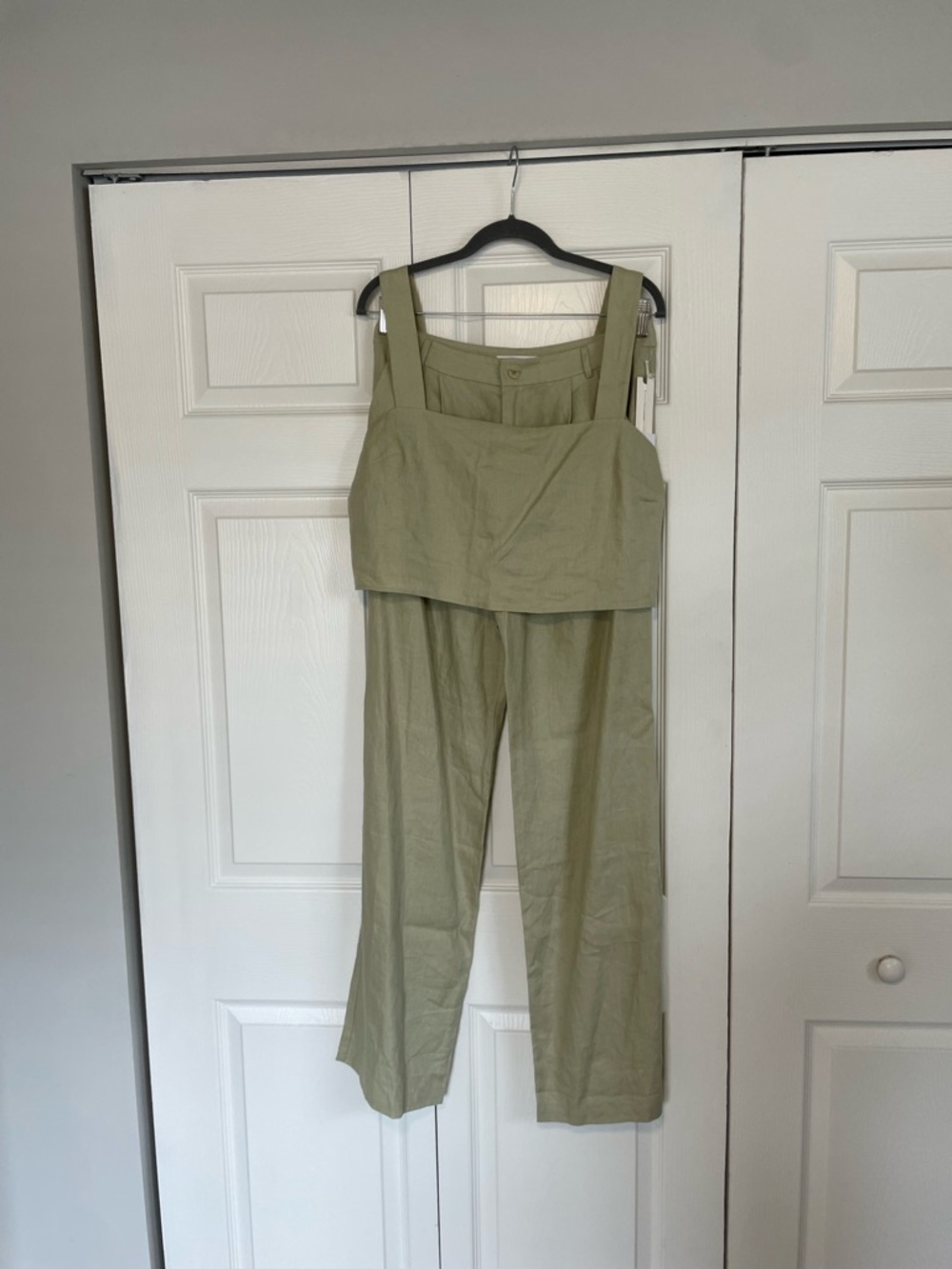 NWT Reformation Olivia Linen Two-Piece Set in Dried Herbs Size 8